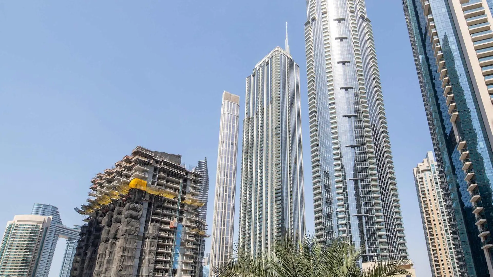 Frank Porter - Boulevard Heights Dubaj Spojené arabské emiráty